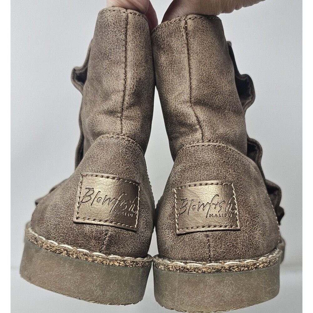 Blowfish Women's Malibu Cozy Up Vegan Ankle Boots Flat Size 8.5 Brown Buttons - Picture 7 of 13